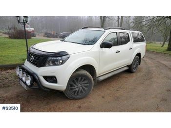 Pick-up NISSAN Navara - Only one owner: photos 1