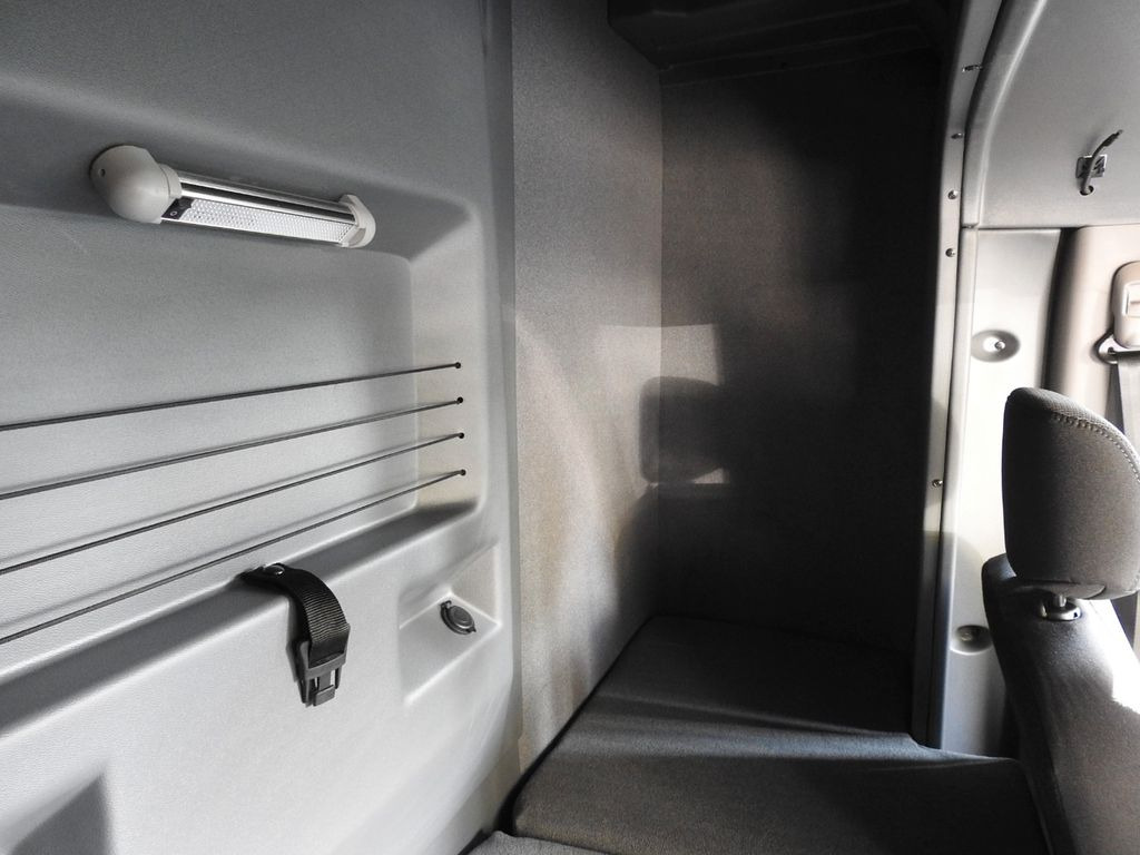 Utilitaire rideaux coulissants (PLSC), Utilitaire double cabine neuf Renault MASTER  NEU PRITSCHE PLANE 10 PALETTEN A/C: photos 30