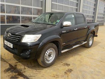 Pick-up Toyota Hilux Invincible: photos 1