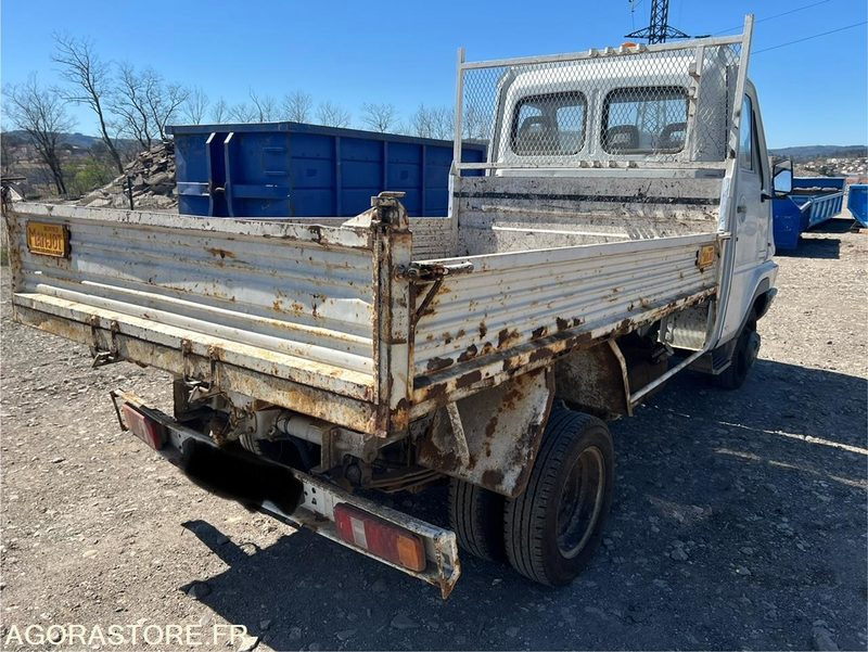 Utilitaire benne BENNE RENAULT B80 - 1995 - 125 800 KM