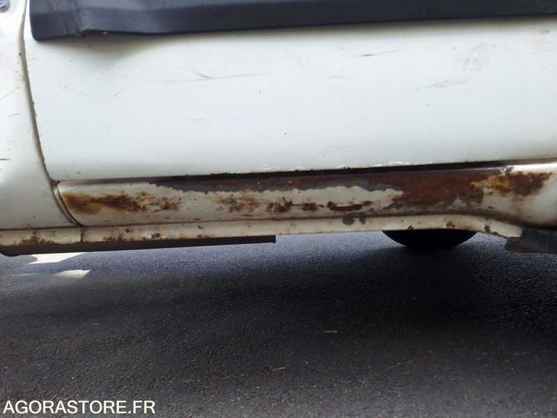 Utilitaire benne CAMION BENNE IVECO DAILY