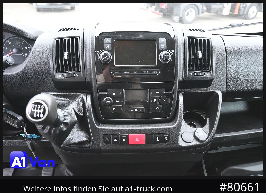 Utilitaire benne PEUGEOT Boxer Doka Kipper, AHK, Klima, Standheizung