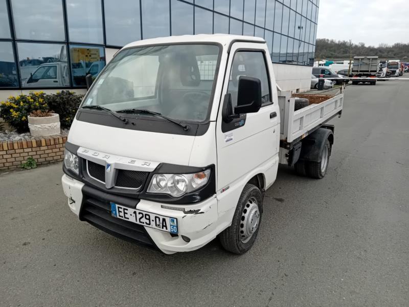 Utilitaire benne Piaggio Porter