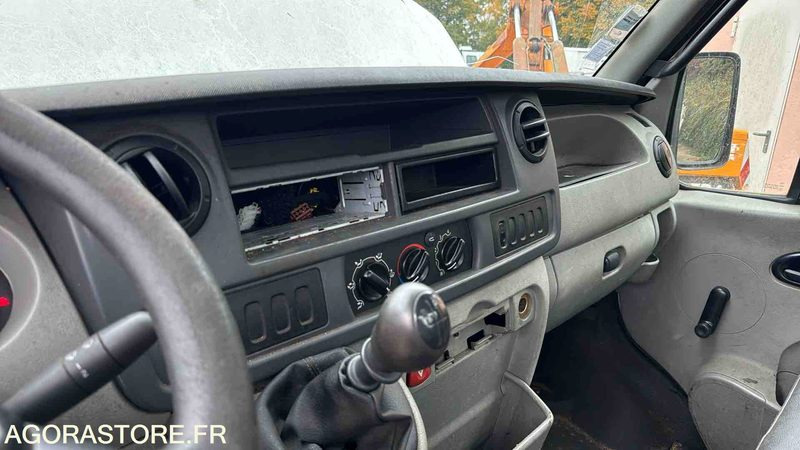 Utilitaire benne RENAULT 56ANA1 - 2007 - 124295 KM