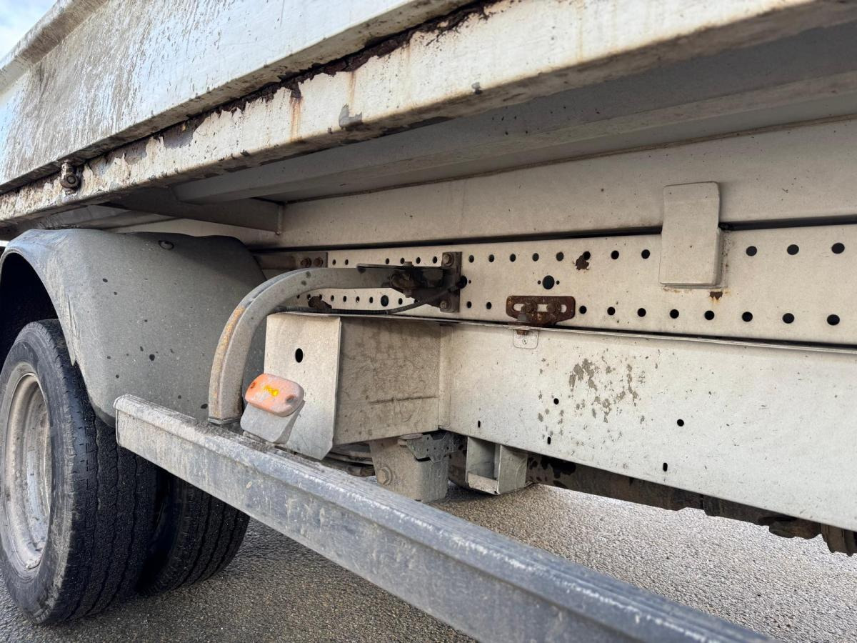 Utilitaire benne Renault Master 2.3 DCI 150