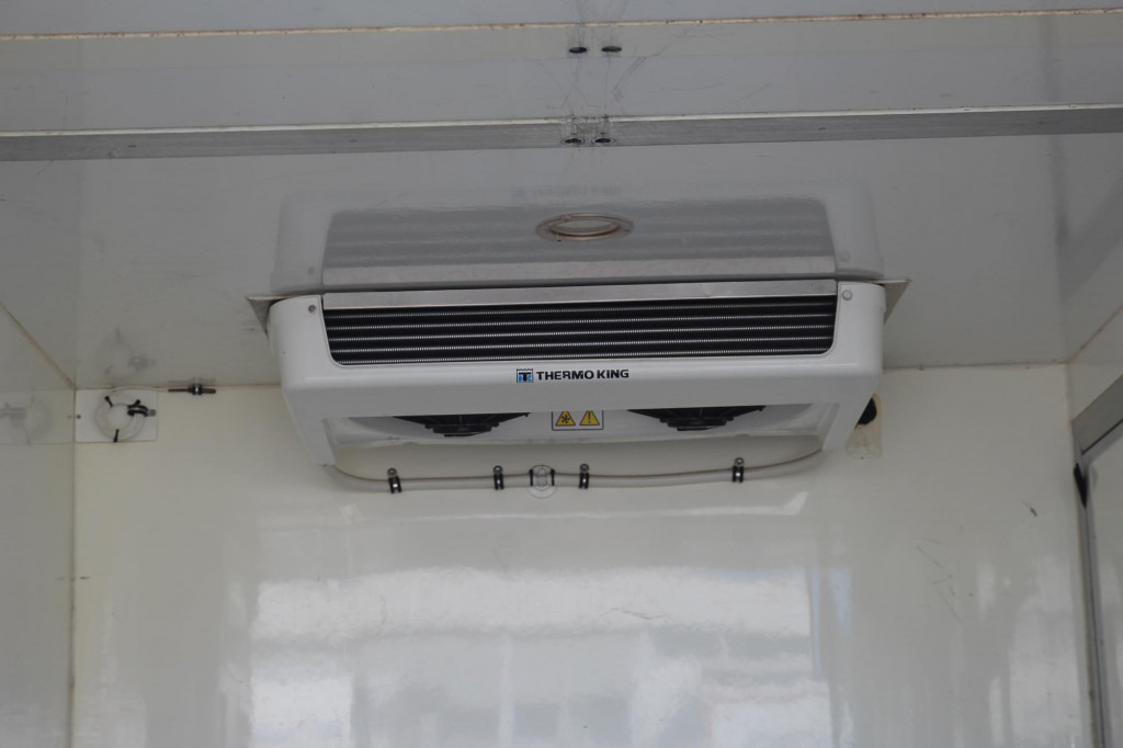 Utilitaire frigorifique Iveco Daily 35S15  Tiefkühlkoffer TK V300 Strom TW AHK