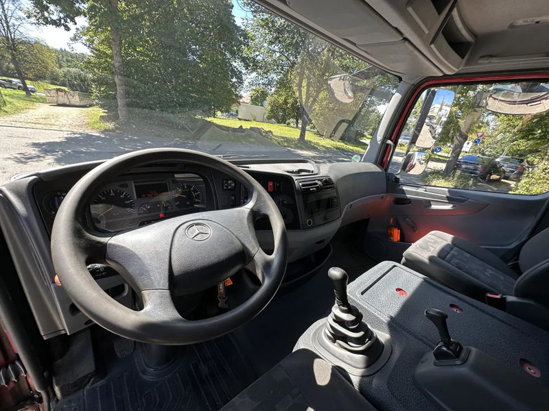 Utilitaire frigorifique Mercedes-Benz 818 L Blumentransporter ISO-Koffer