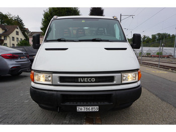 Utilitaire plateau IVECO 35.11 Daily