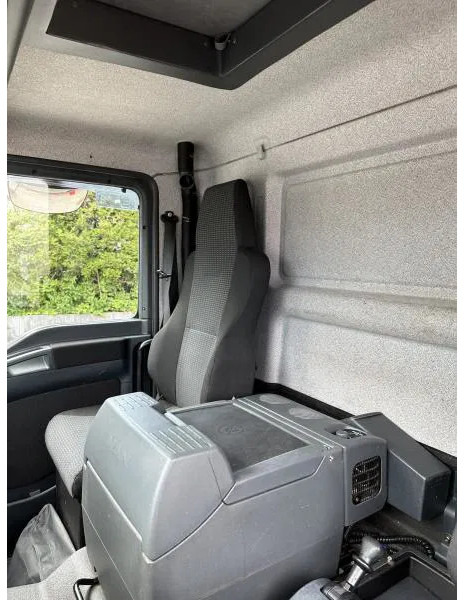 Utilitaire rideaux coulissants (PLSC) MAN TGL 8.180 FBL Plane langes Haus Topsleeper Klima