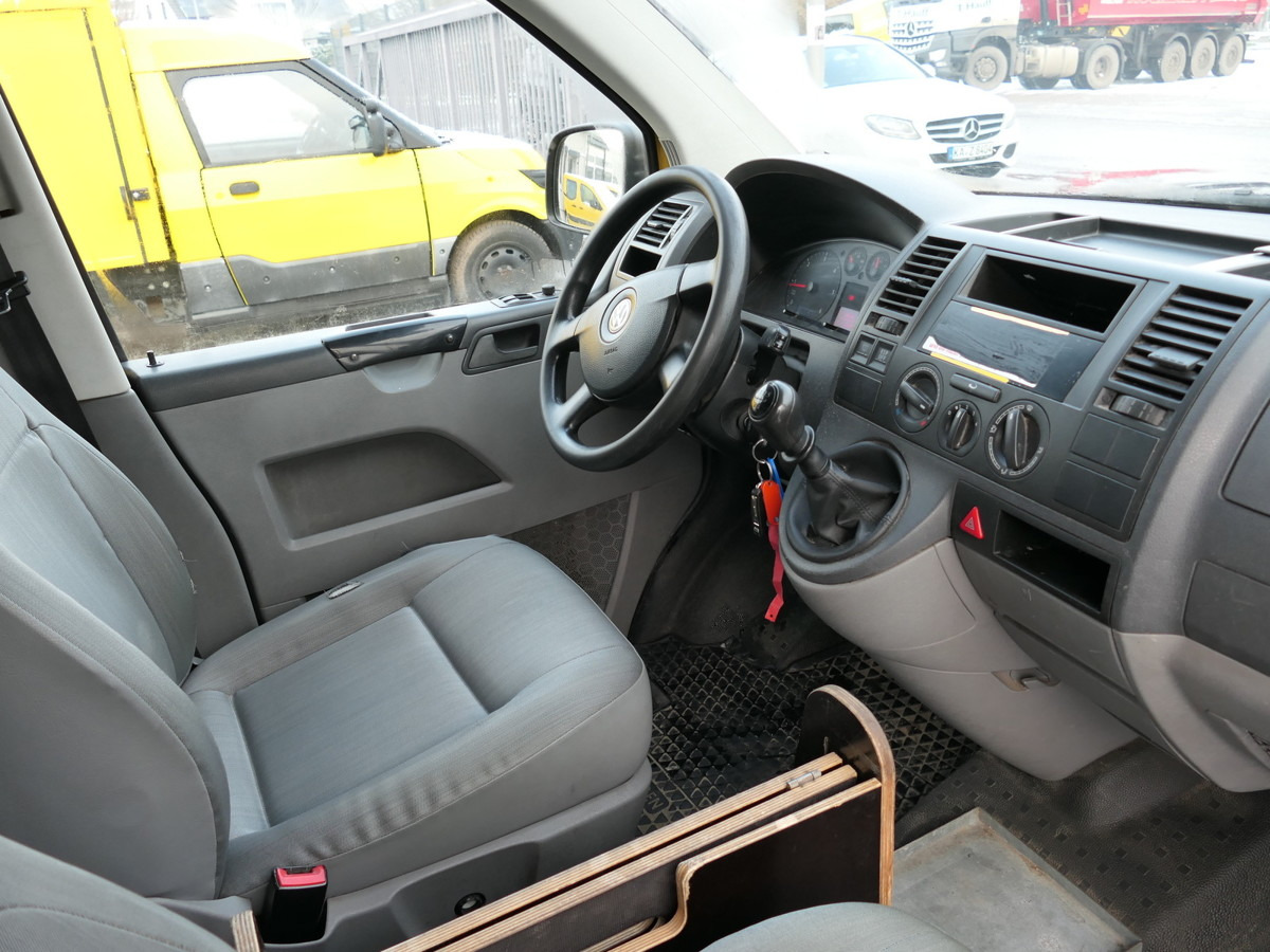 Fourgonnette VW T5 Transporter 1.9 TDI 2-Sitzer PARKTRONIK 2xSCH: photos 10