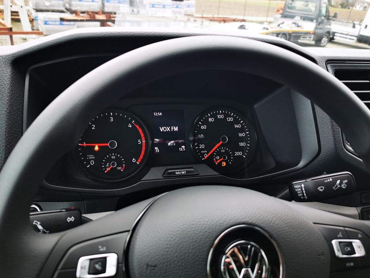 Fourgon utilitaire neuf Volkswagen CRAFTER: photos 11
