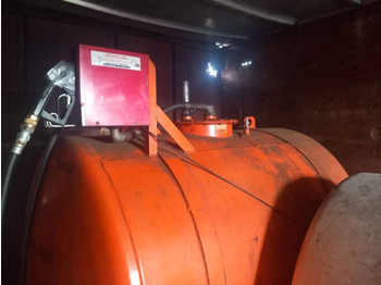 Diversen CONTAINER MET 2 TANKS VOOR MAZOUT EN ELEKTRISCHE POMP MET TELLER EN PIS - Conteneur citerne: photos 1