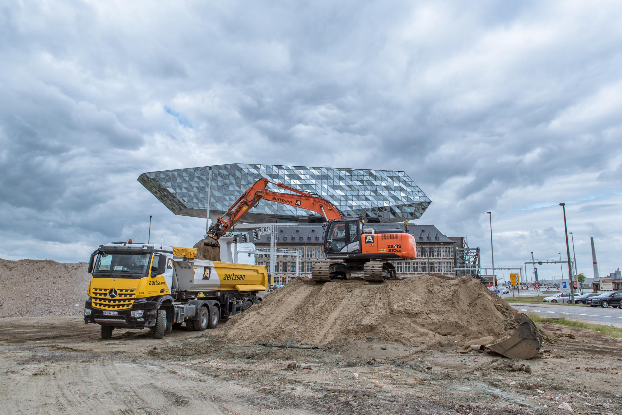 Aertssen Trading NV - Engins de chantier KOMATSU undefined: photos 3