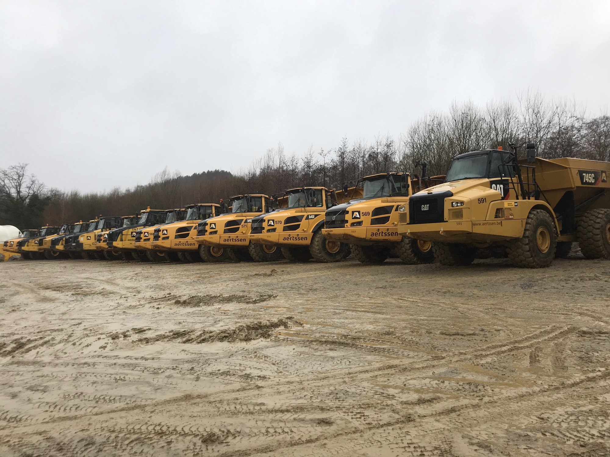 Aertssen Trading NV - Engins de chantier KOMATSU undefined: photos 4