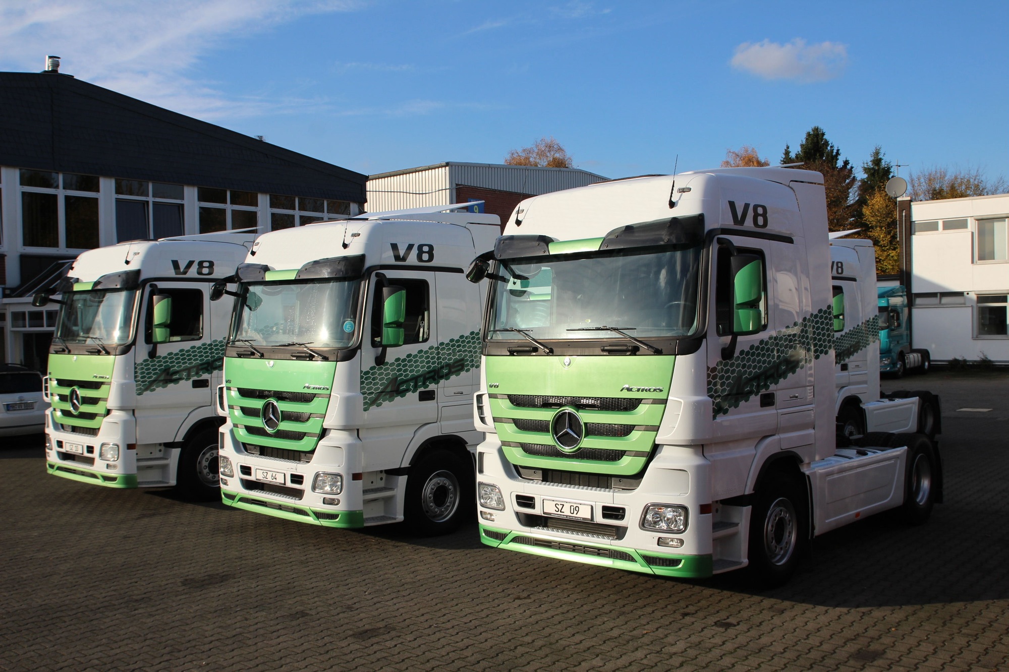 Yourtrucks GmbH - Annonce de vente undefined: photos 2