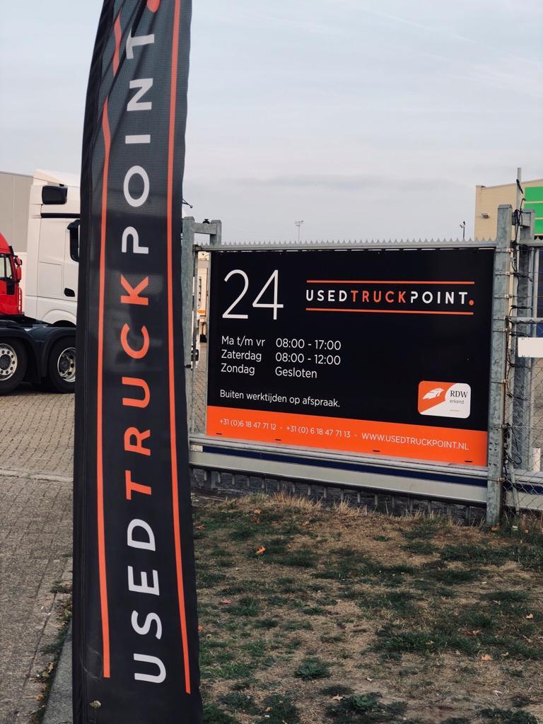 Used Truck Point BV - Tracteurs routiers undefined: photos 4