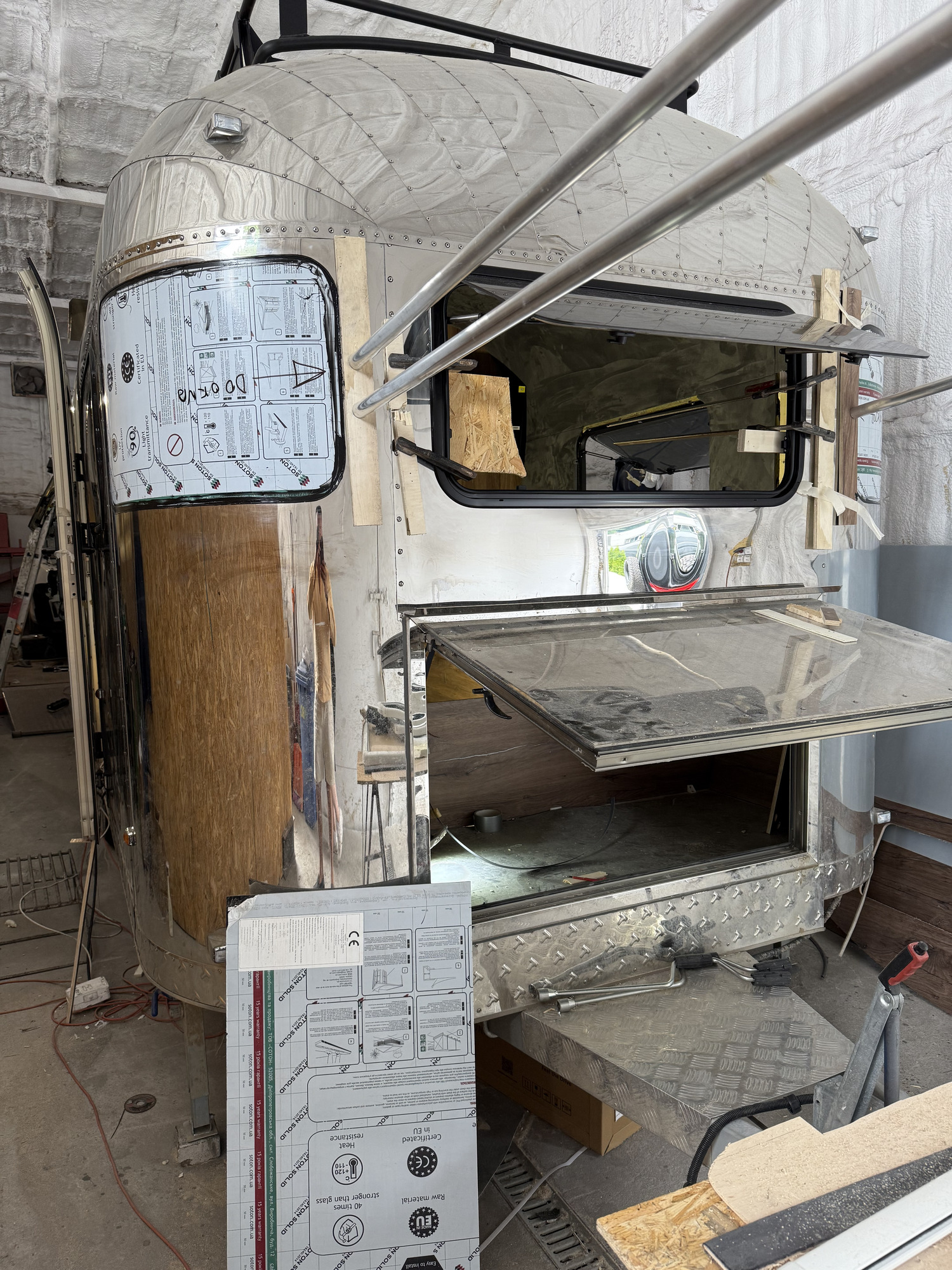 SHINE - American Food Truck - Annonce de vente undefined: photos 42