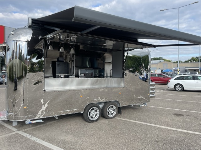 SHINE - American Food Truck - Annonce de vente undefined: photos 50