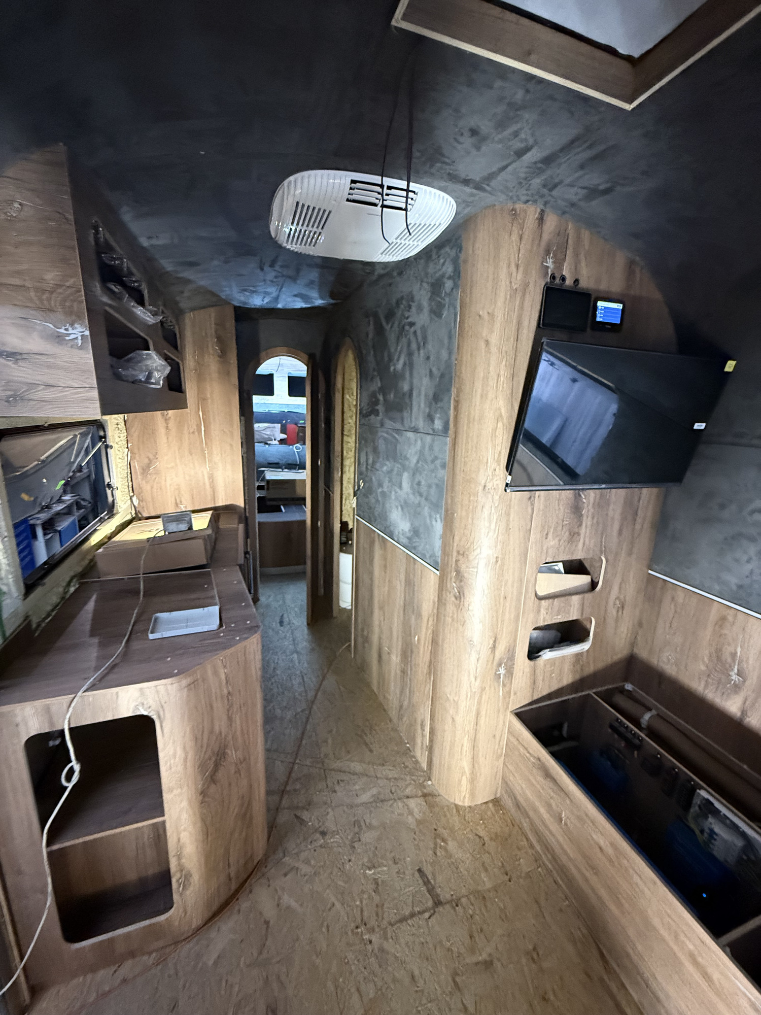 SHINE - American Food Truck - Annonce de vente undefined: photos 24