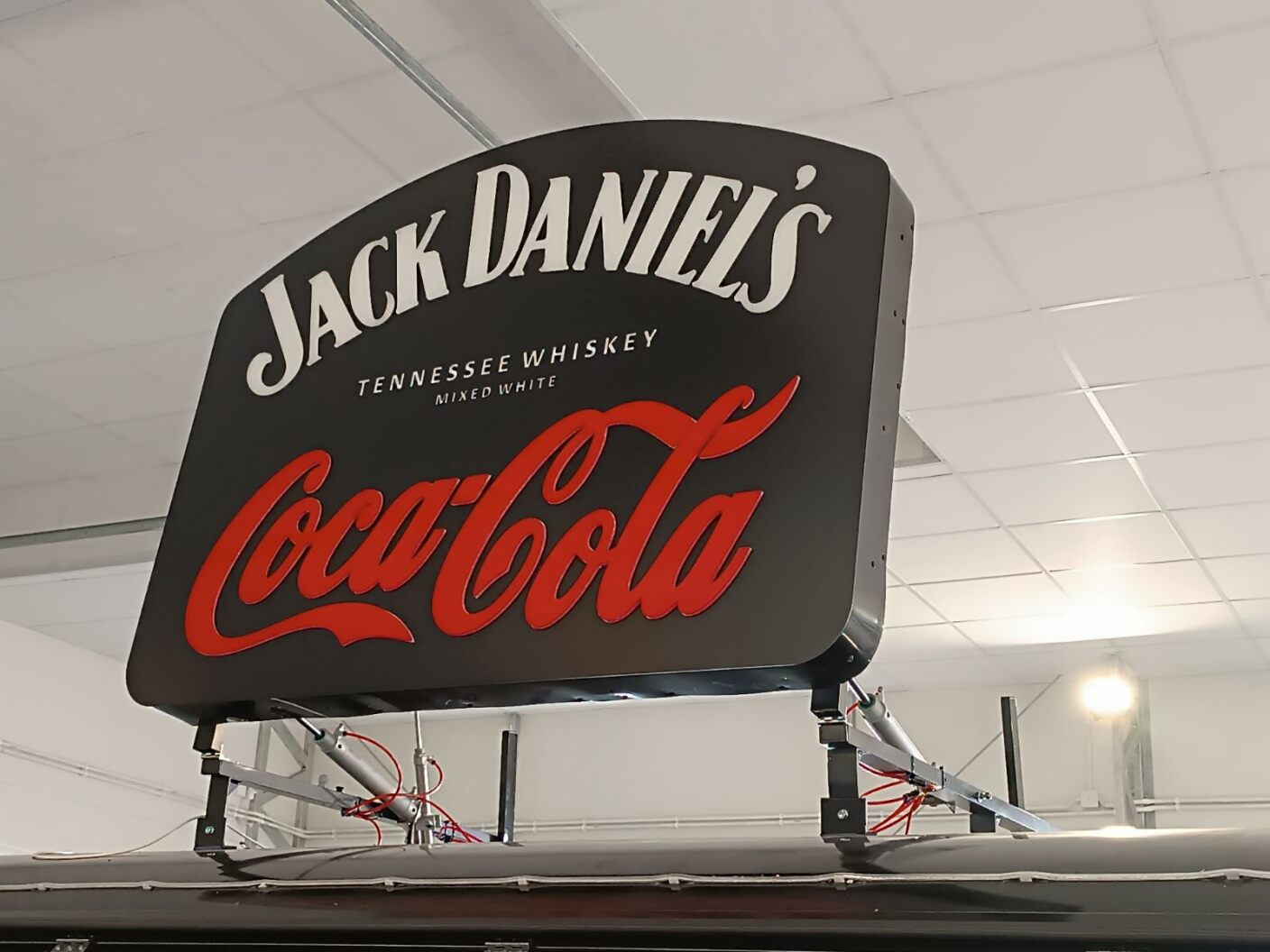 SHINE - American Food Truck - Annonce de vente undefined: photos 20