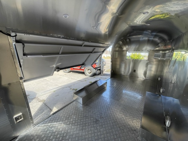 SHINE - American Food Truck - Annonce de vente undefined: photos 21