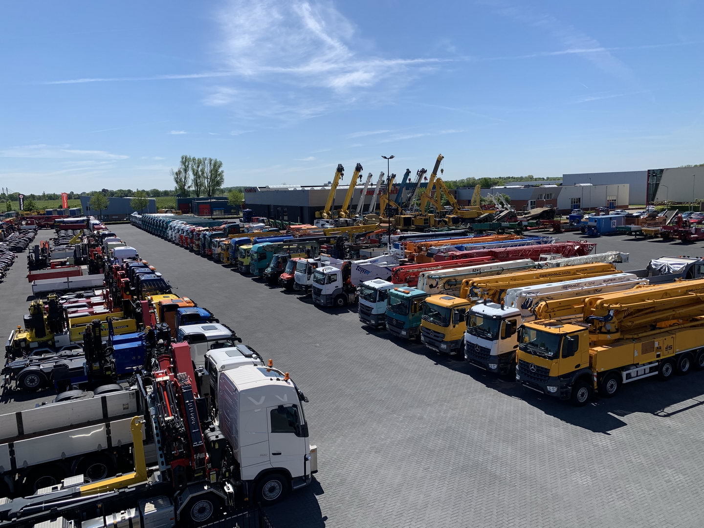 Geurts Trucks B.V. undefined: photos 14