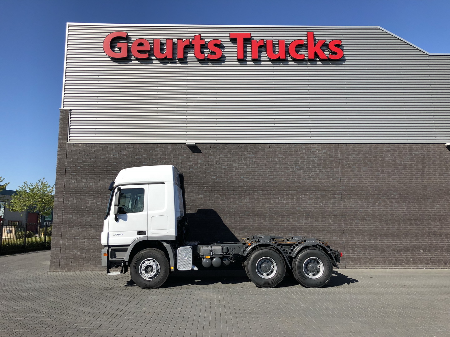 Geurts Trucks B.V. undefined: photos 34