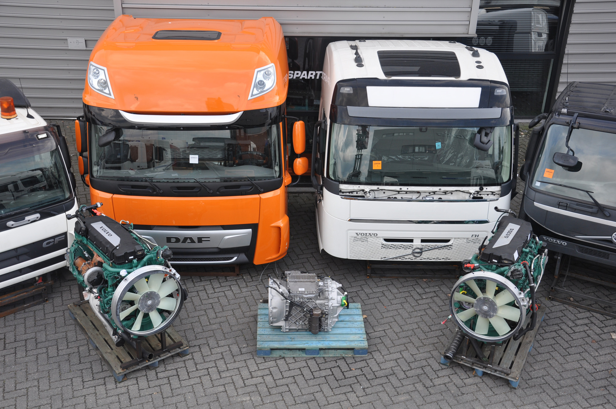 BAS PARTS & TYRES B.V. undefined: photos 13