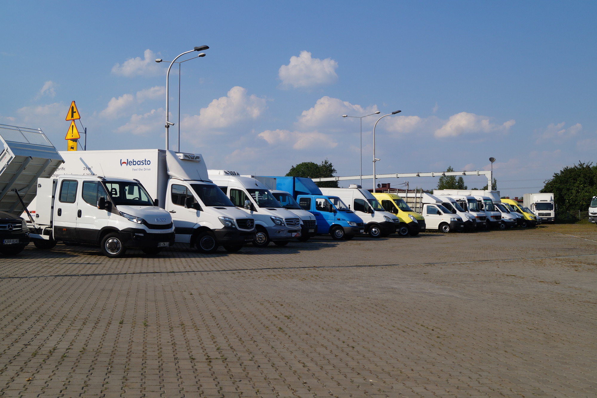 MGC CENTRUM SAMOCHODOW DOSTAWCZYCH - Caisses mobiles/ Conteneurs undefined: photos 11