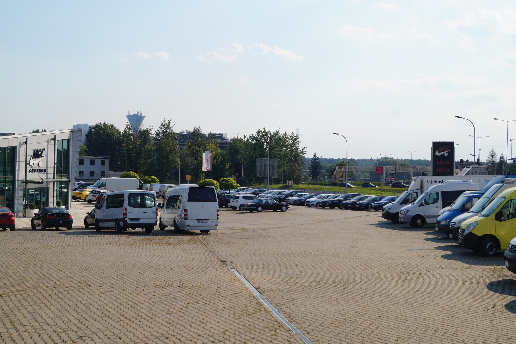 MGC CENTRUM SAMOCHODOW DOSTAWCZYCH - Caisses mobiles/ Conteneurs undefined: photos 8