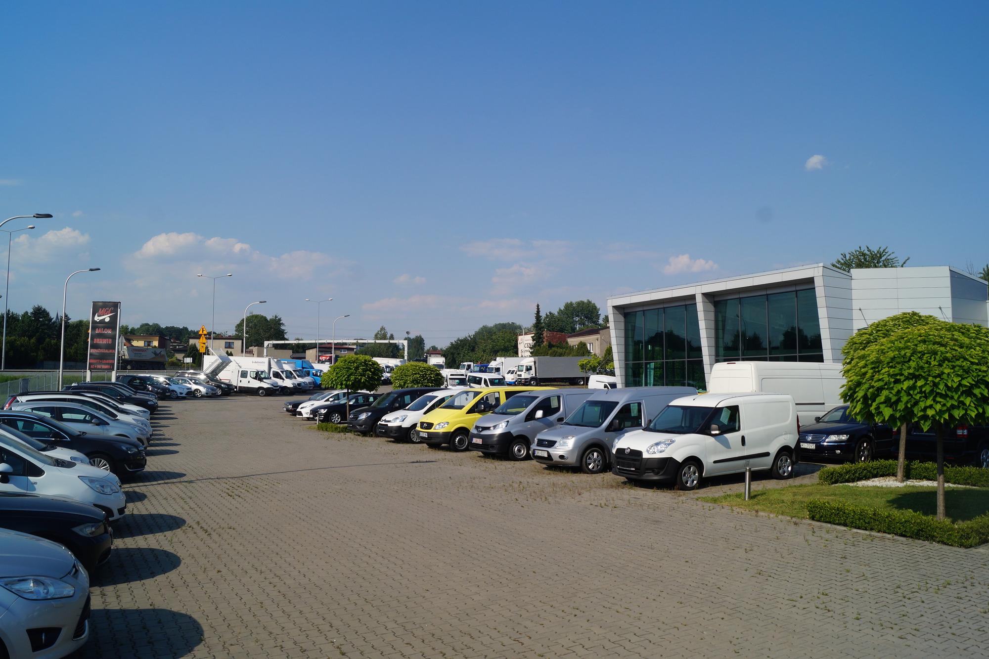 MGC CENTRUM SAMOCHODOW DOSTAWCZYCH - Caisses mobiles/ Conteneurs undefined: photos 3