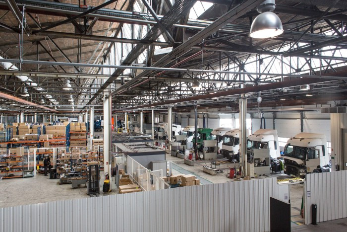 Renault Trucks France - Camions RENAULT - Année: 2015 undefined: photos 5