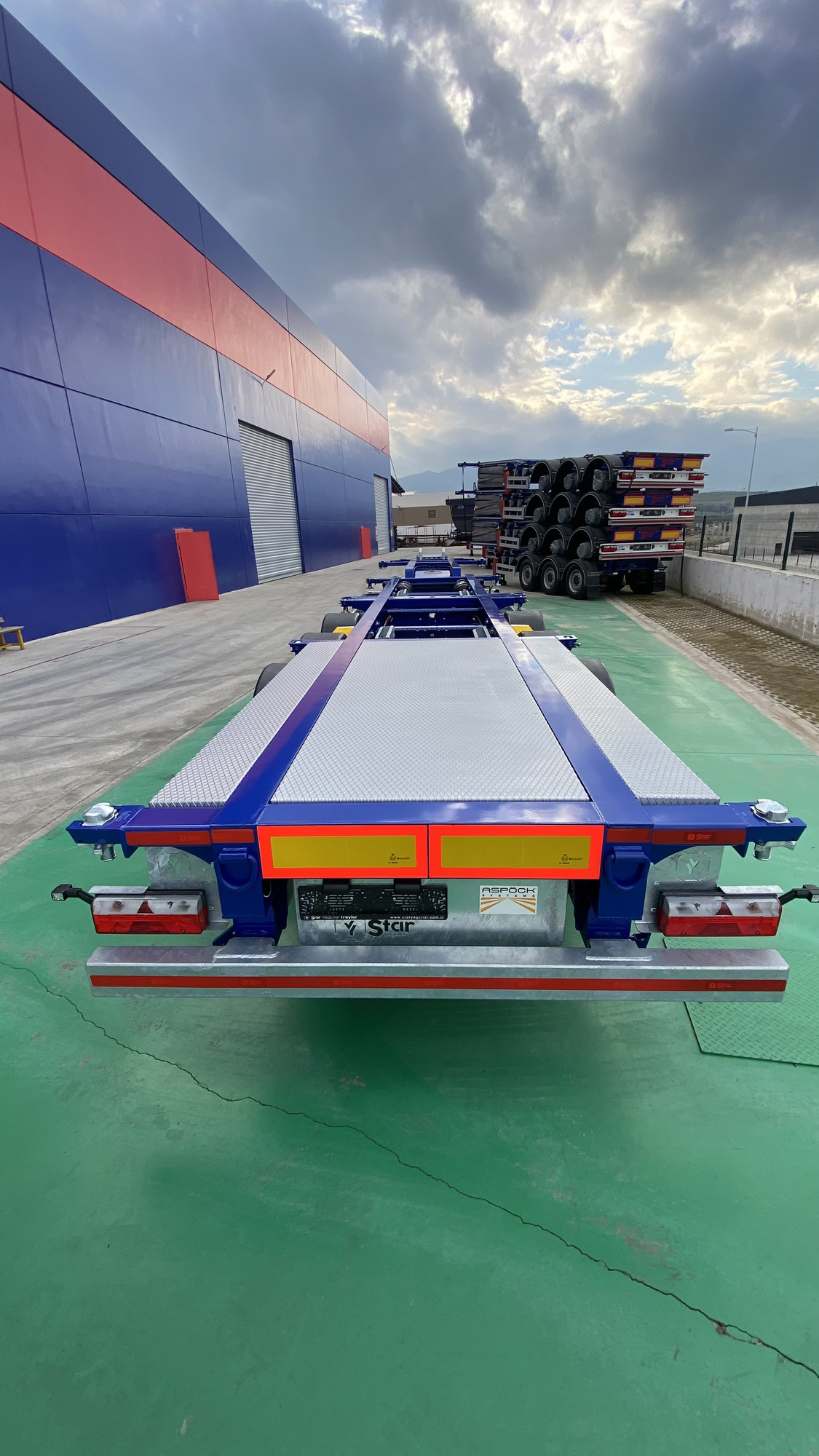 STAR YAGCILAR undefined: photos 9