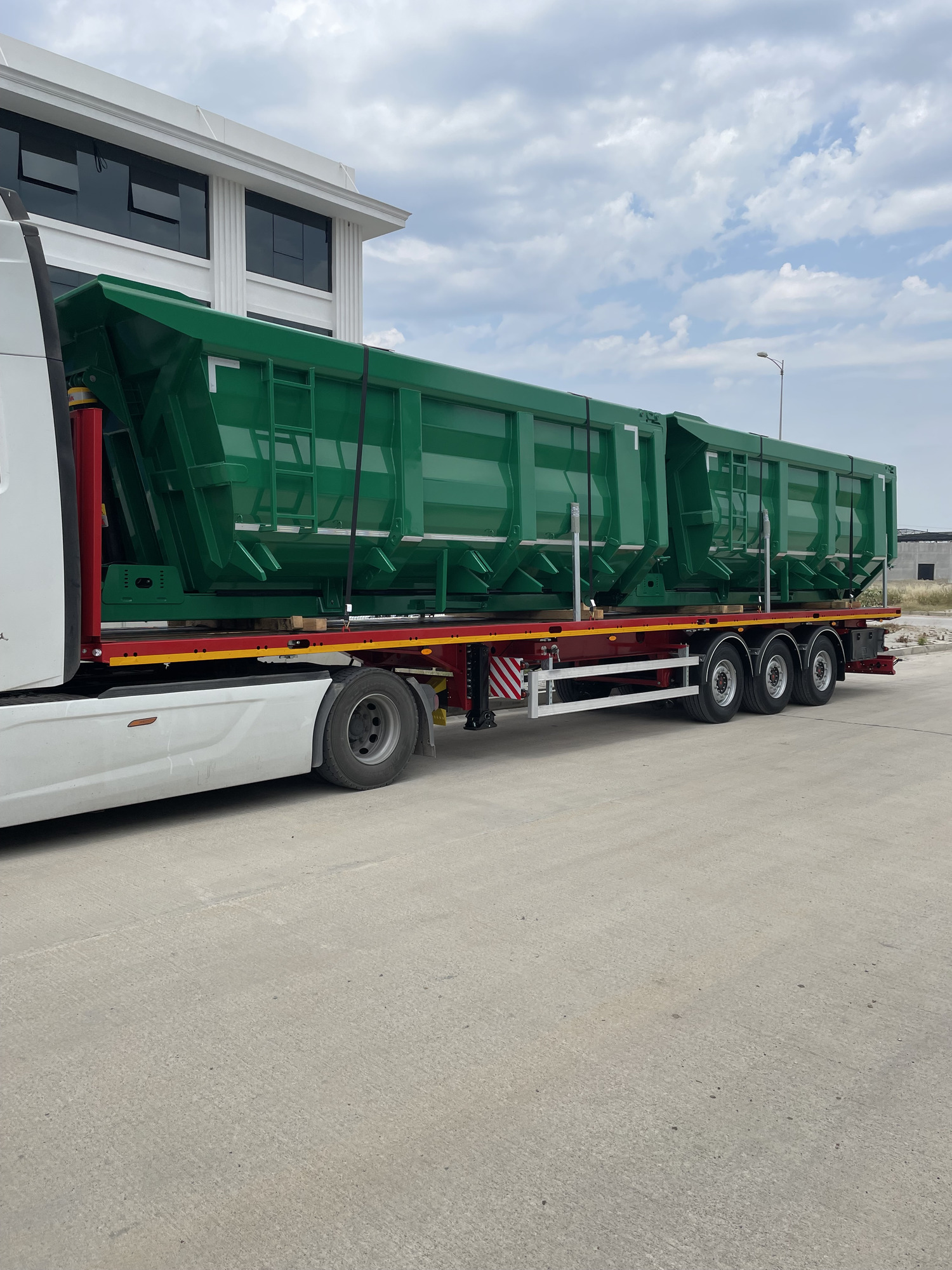 STAR YAGCILAR undefined: photos 32