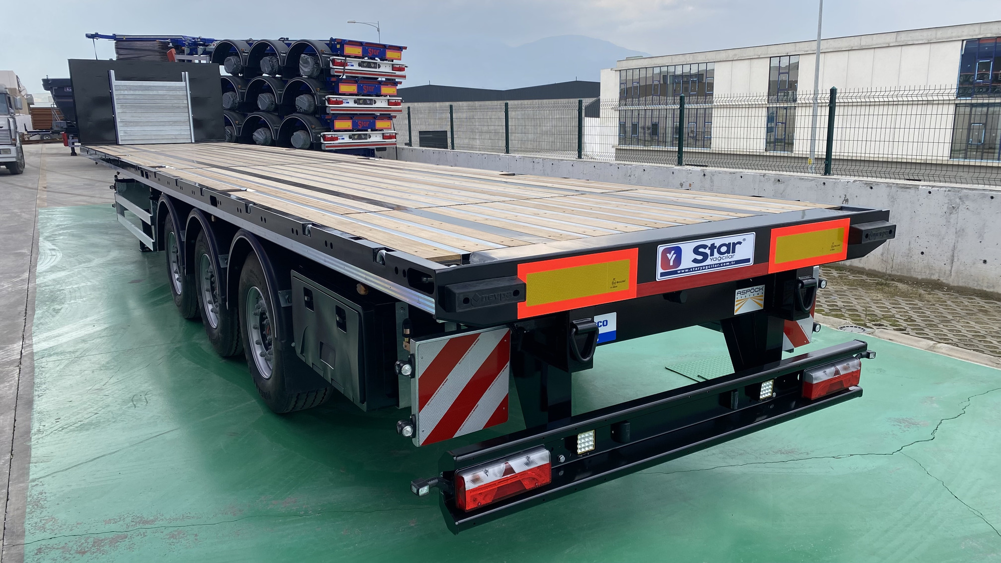 STAR YAGCILAR undefined: photos 5