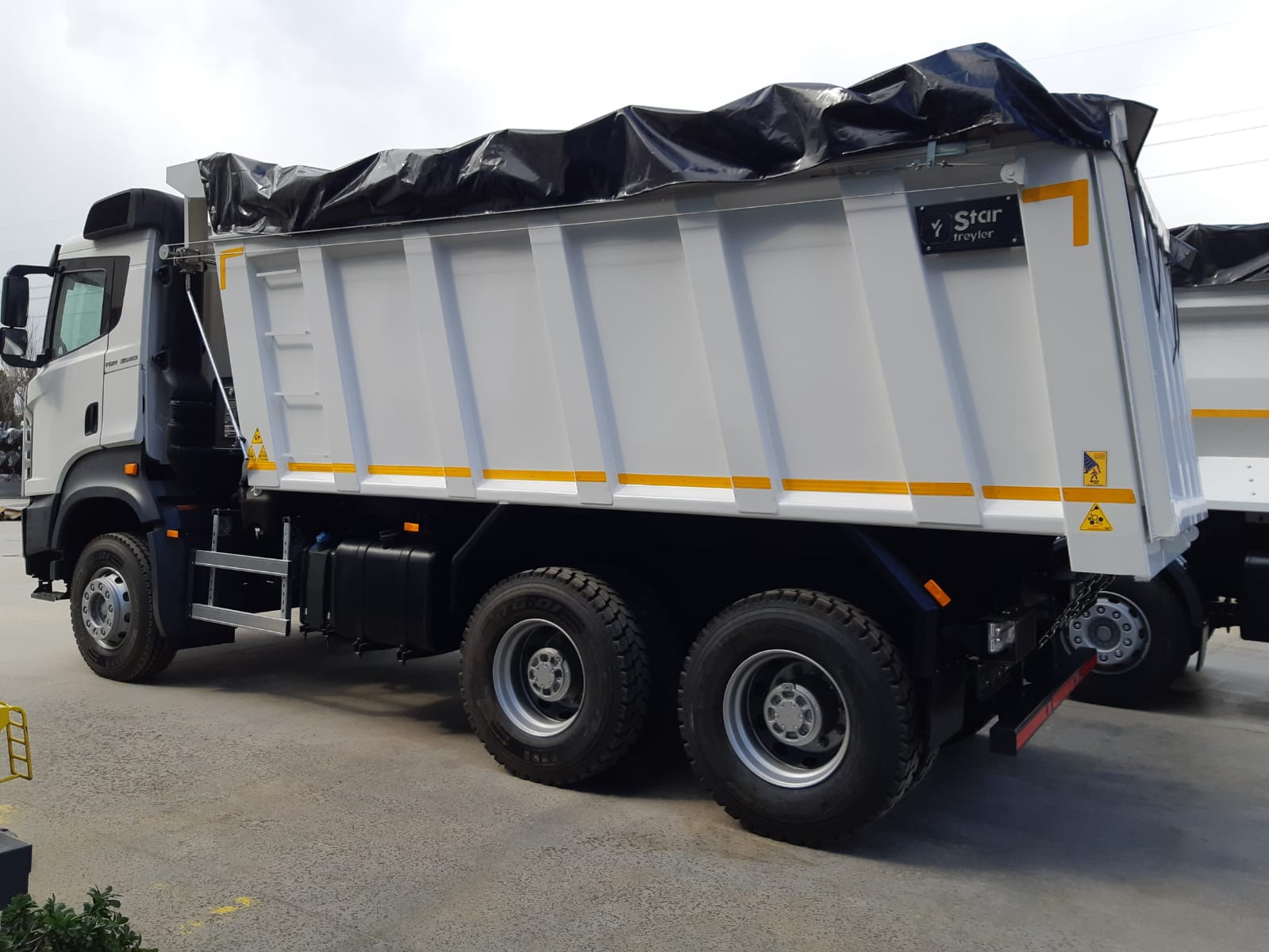 STAR YAGCILAR undefined: photos 28