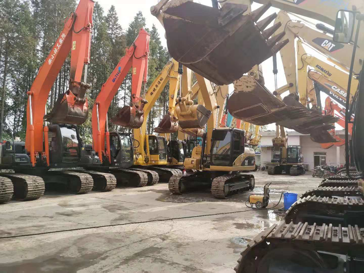Shanghai Walila Engineering Machinery Co., Ltd. - Engins de chantier CATERPILLAR undefined: photos 9