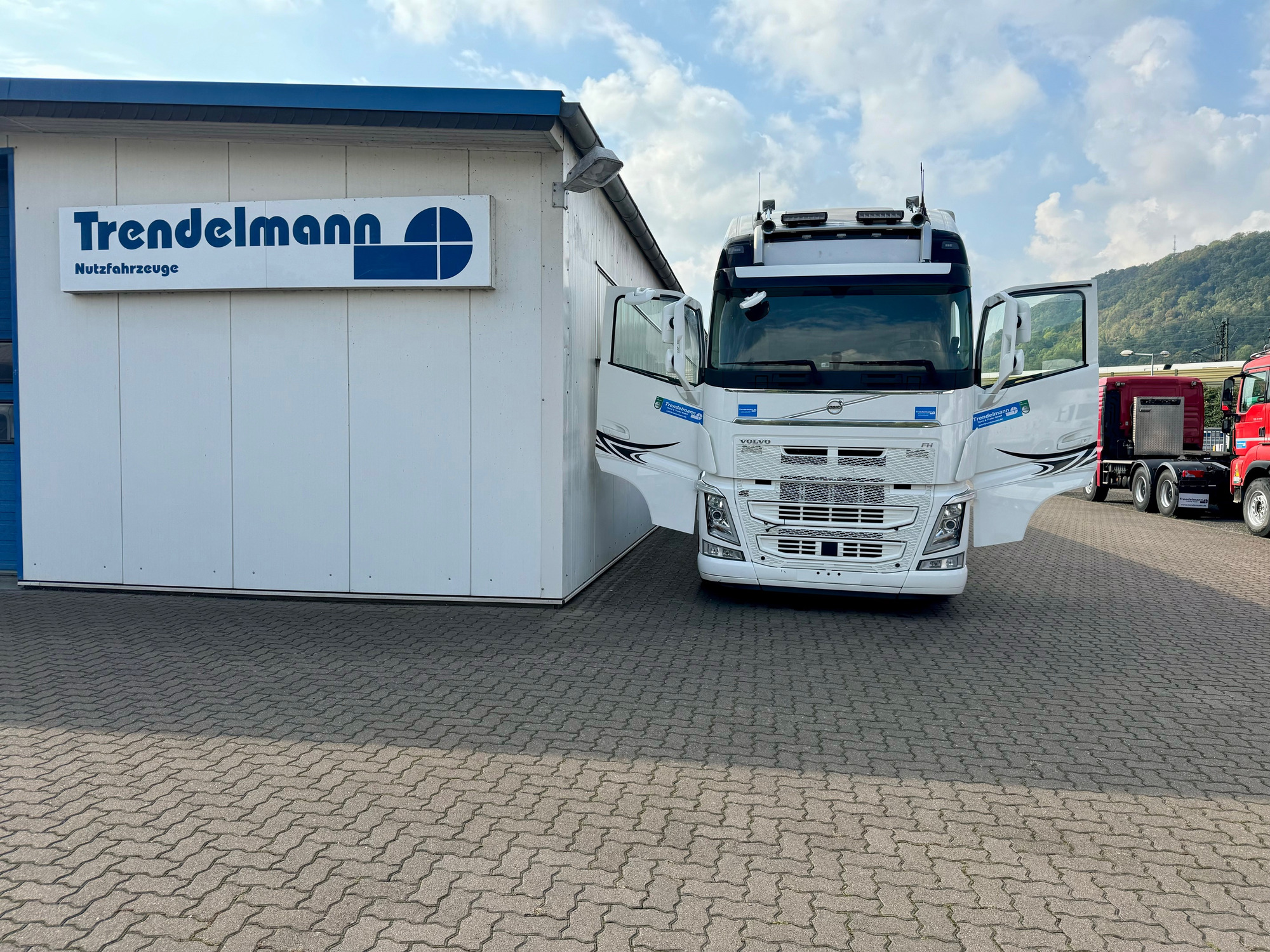 Annette Trendelmann Truck GmbH - Annonce de vente undefined: photos 27