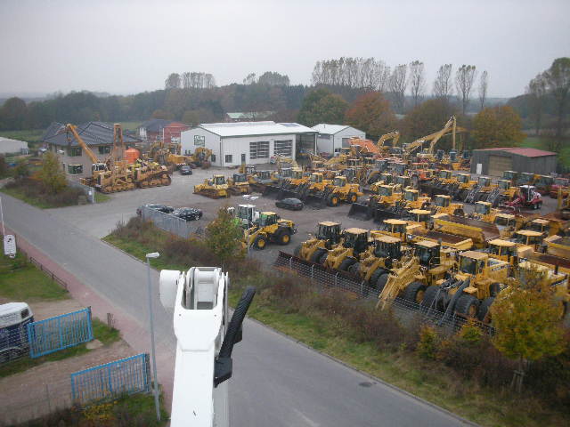 BAUMA Vermiet- und Handels GmbH - Engins de chantier undefined: photos 1