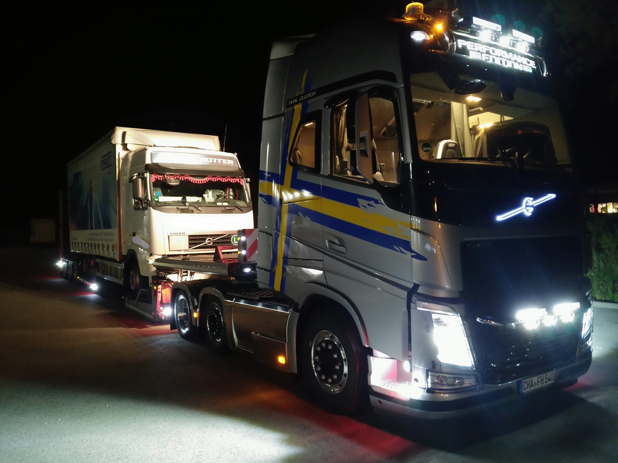 LKW-Service Nuernberger KG - Tracteurs routiers - Euro 6 undefined: photos 1