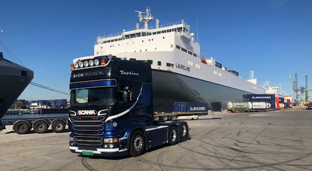 Louis Boon Trucks & Trailers BV - Annonce de vente undefined: photos 5