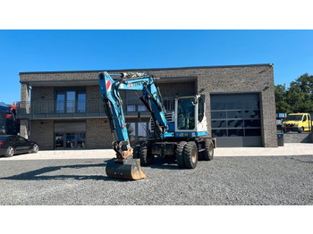 Pelle sur pneus TEREX