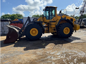 Chargeuse sur pneus VOLVO L220H