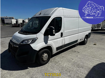 Fourgon utilitaire OPEL