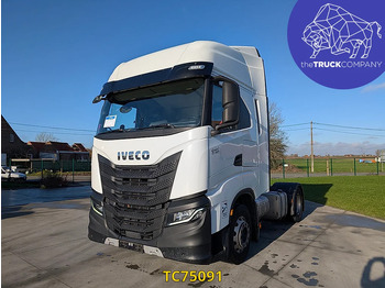Tracteur routier IVECO S-WAY