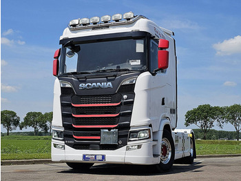 Tracteur routier SCANIA S 580