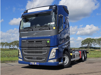 Camion porte-conteneur/ Caisse mobile VOLVO FH 540