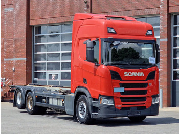 Camion porte-conteneur/ Caisse mobile SCANIA R 500