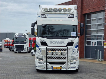 Tracteur routier Scania R560 Highline 6x2 - BUFFL - Retarder - Full air - 3.15 WB - Leather: photos 2