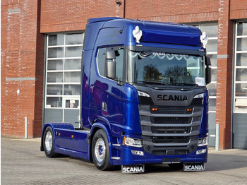 Tracteur routier SCANIA S 660 V8